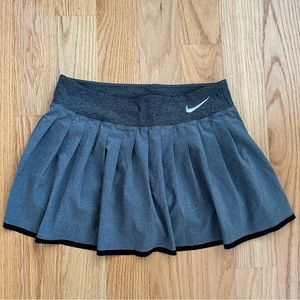 Nike Victory Court Pleated Tennis Skirt / Skort - rare!